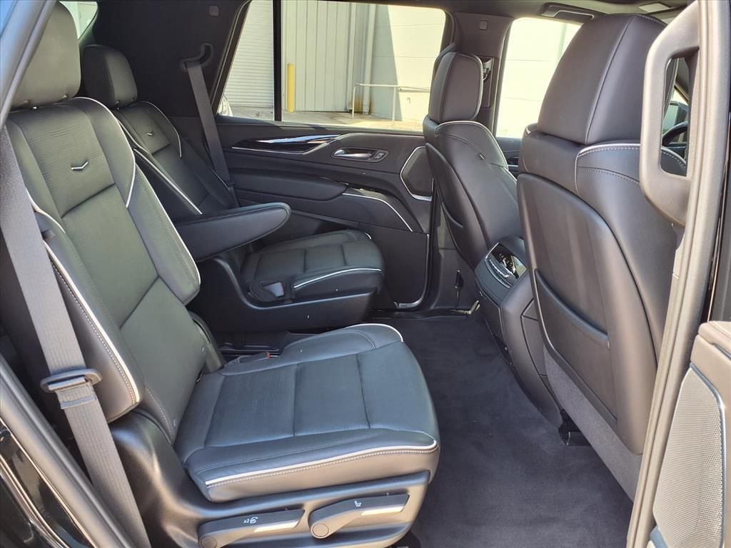 2024 Cadillac Escalade Sport