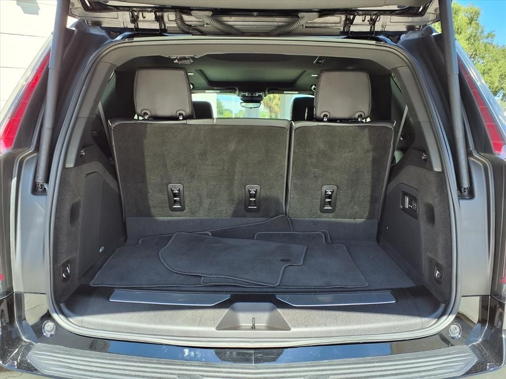 2024 Cadillac Escalade Sport