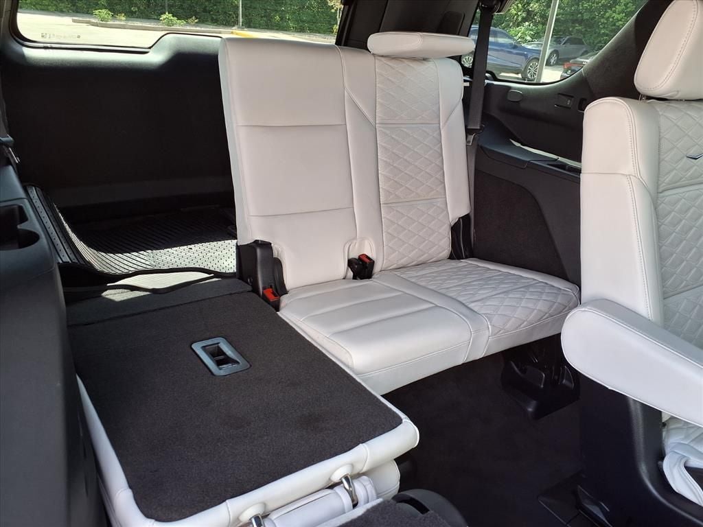 2025 Cadillac Escalade Premium Luxury Platinum