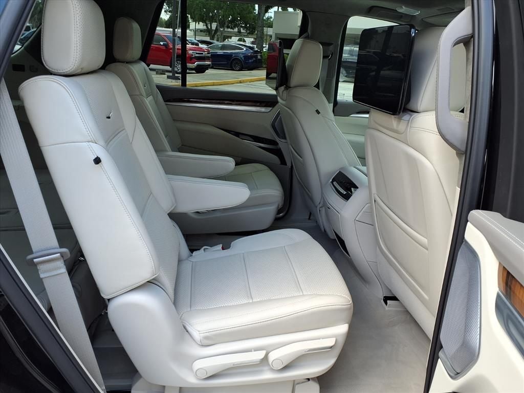 2026 Cadillac Escalade Platinum Sport - Photo 13