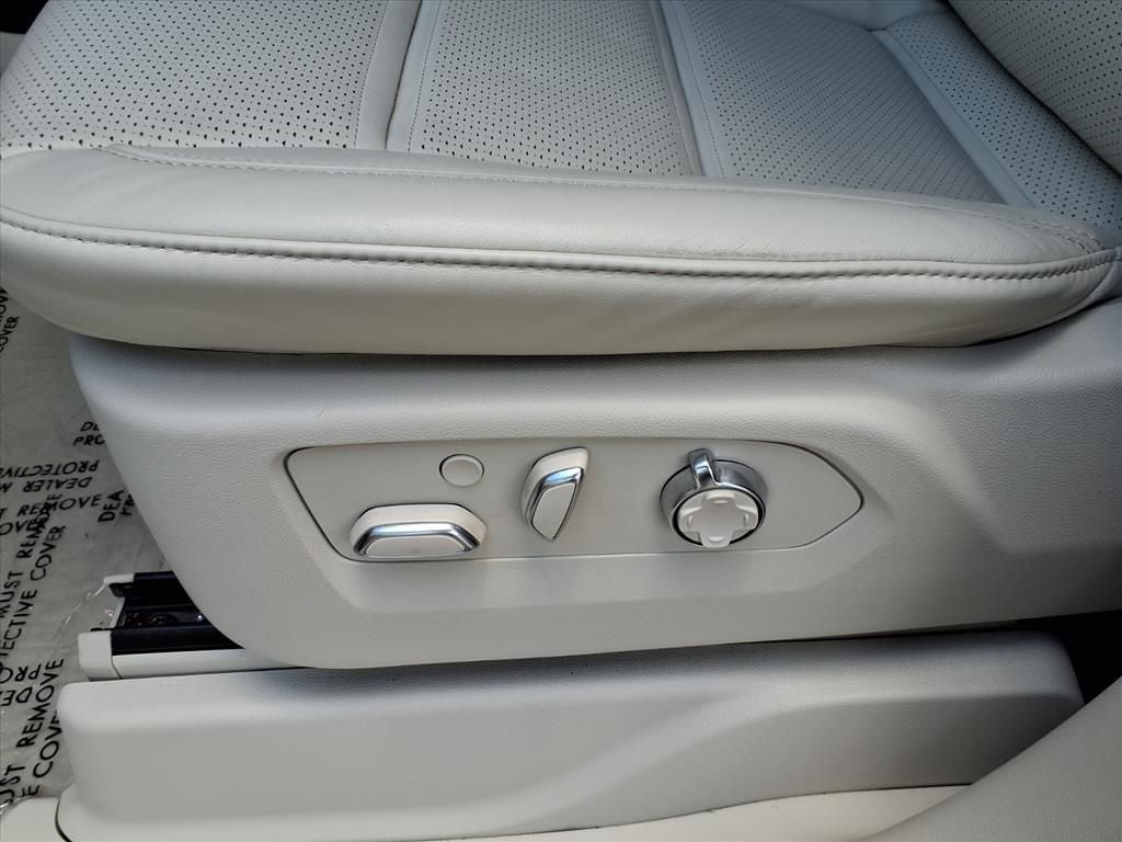 2026 Cadillac Escalade Platinum Sport - Photo 21