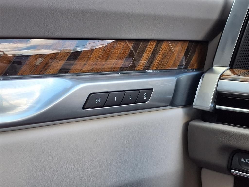 2026 Cadillac Escalade Platinum Sport - Photo 30