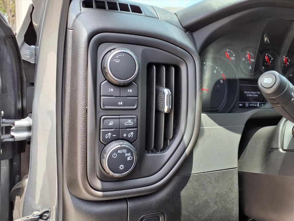 2025 Chevrolet Silverado 2500HD Custom
