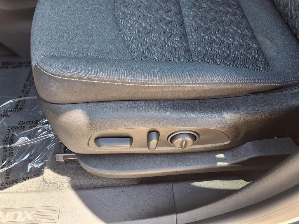 2024 Chevrolet Equinox LT - Photo 20