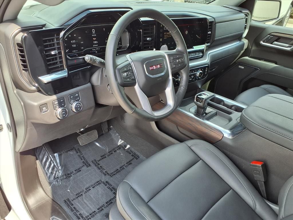 2025 GMC Sierra 1500 SLT - Photo 19
