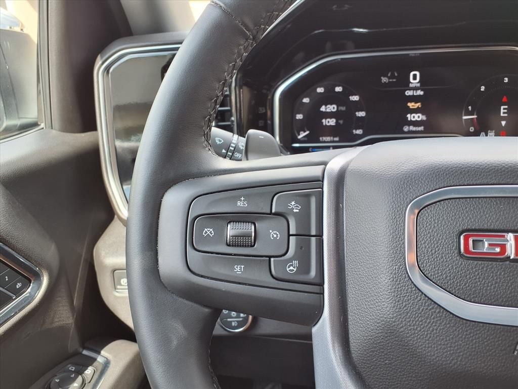 2025 GMC Sierra 1500 SLT - Photo 29