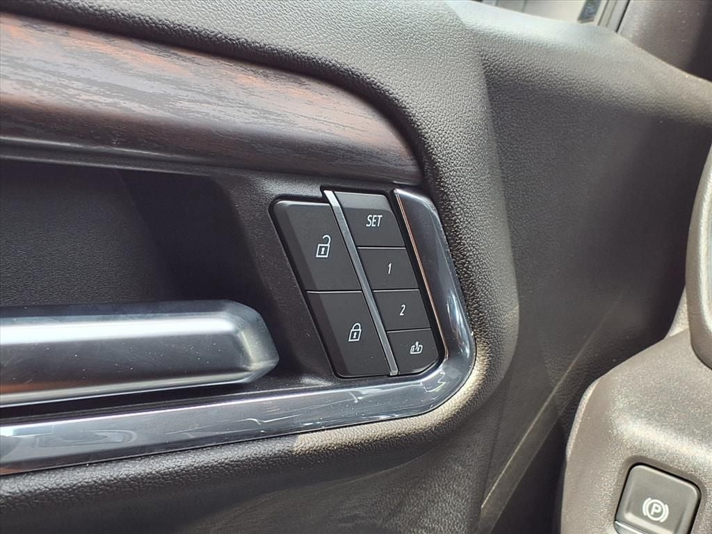 2025 GMC Sierra 1500 SLT - Photo 32