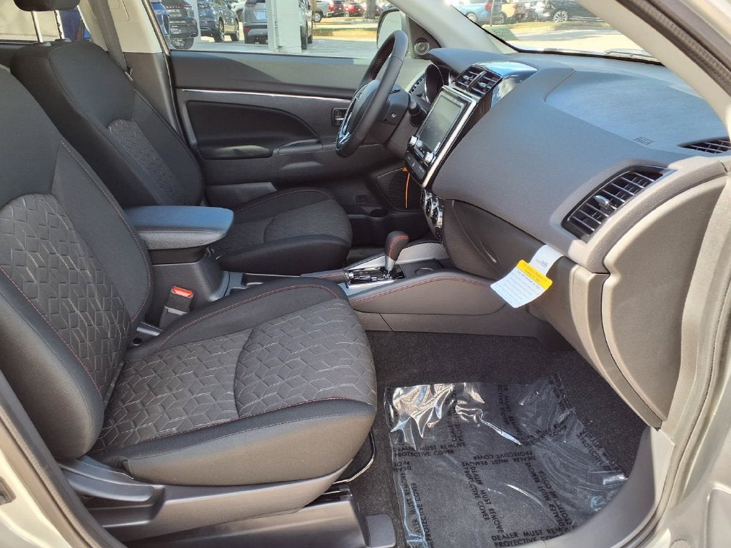 2027 Mitsubishi Outlander Sport 2.0 LE