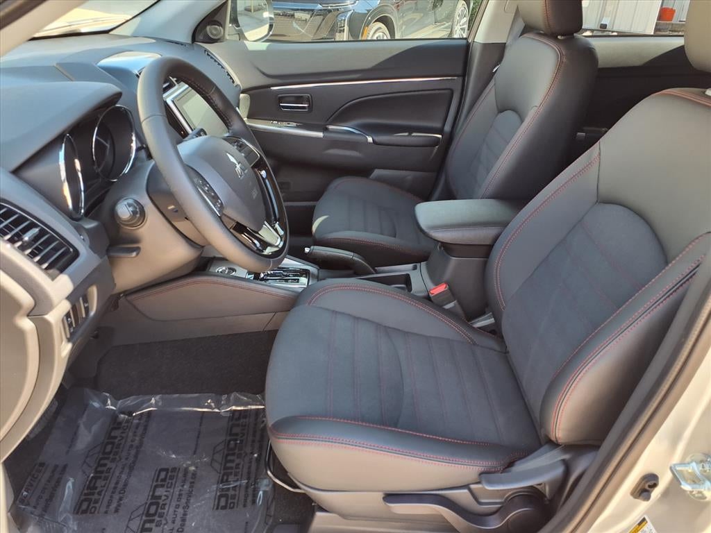 2025 Mitsubishi Outlander Sport 2.0 SE