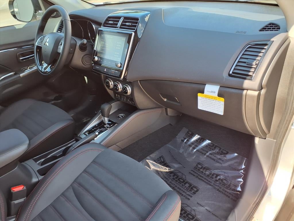 2025 Mitsubishi Outlander Sport 2.0 SE