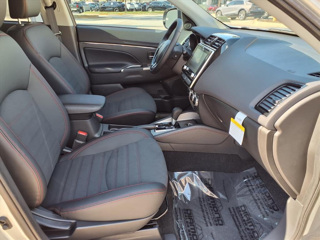 2025 Mitsubishi Outlander Sport 2.0 SE