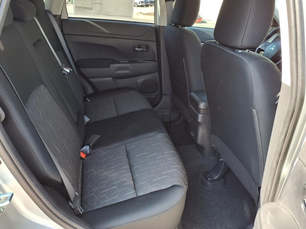 2026 Mitsubishi Outlander Sport 2.0 LE