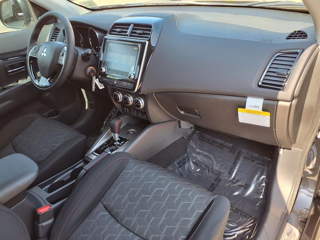 2026 Mitsubishi Outlander Sport 2.0 LE