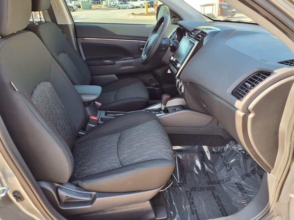 2026 Mitsubishi Outlander Sport 2.0 LE