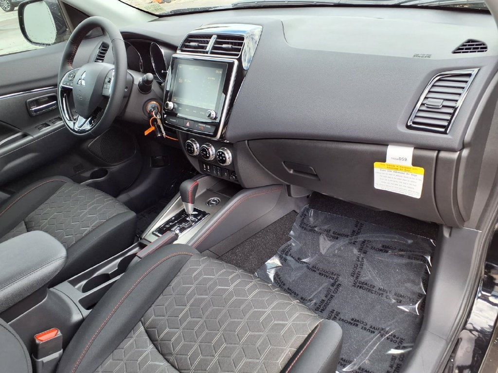 2027 Mitsubishi Outlander Sport 2.0 LE