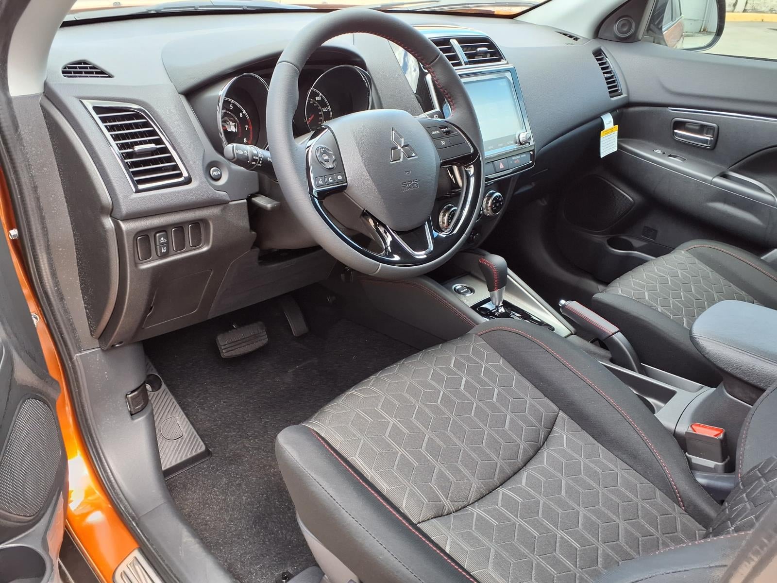 2026 Mitsubishi Outlander Sport 2.0 LE