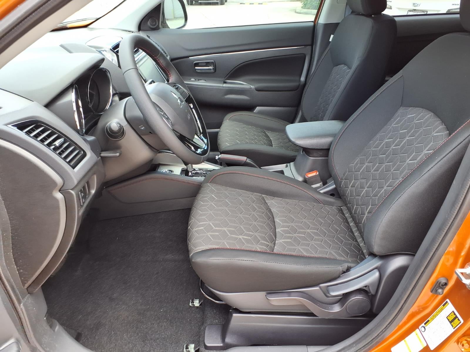 2026 Mitsubishi Outlander Sport 2.0 LE