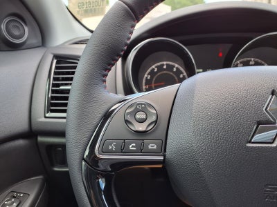 2026 Mitsubishi Outlander Sport 2.0 LE