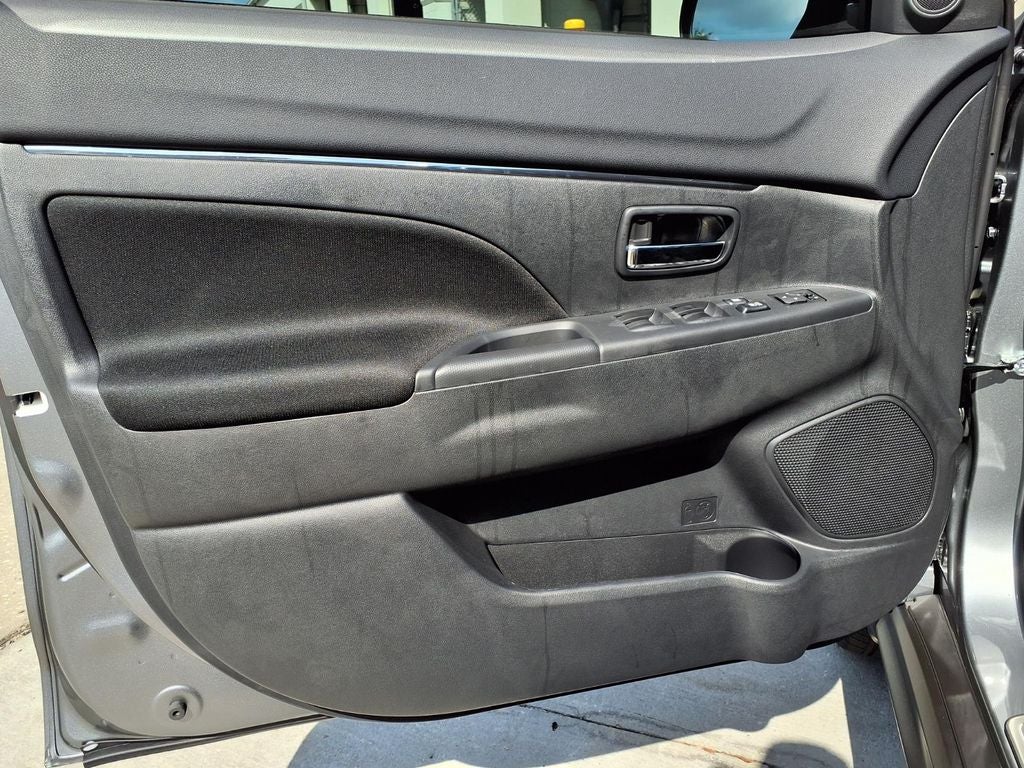 2026 Mitsubishi Outlander Sport 2.0 ES