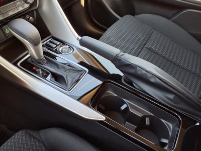 2025 Mitsubishi Eclipse Cross LE