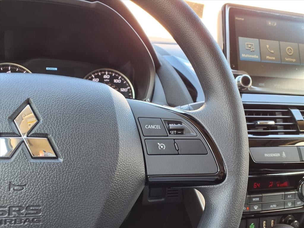 2025 Mitsubishi Eclipse Cross LE