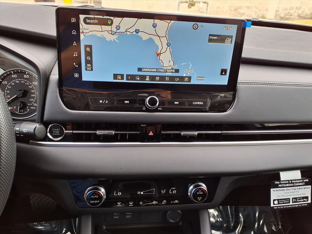 2025 Mitsubishi Outlander ES