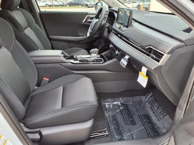 2025 Mitsubishi Outlander ES