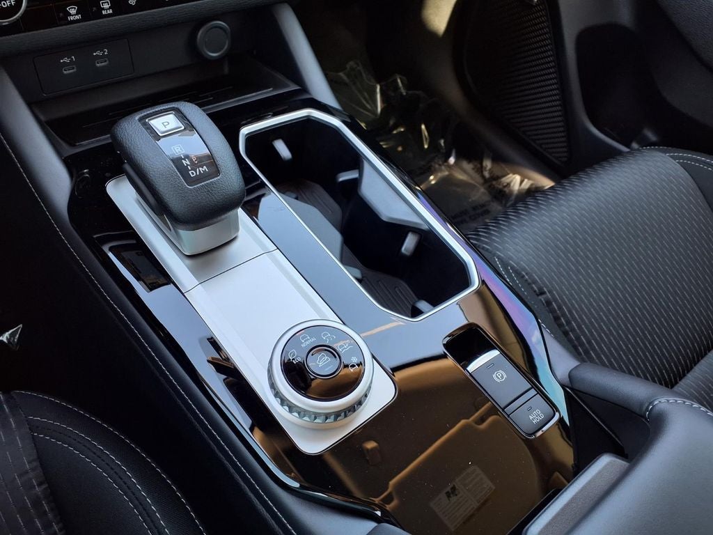 2026 Mitsubishi Outlander ES