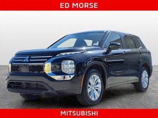 2026 Mitsubishi Outlander ES