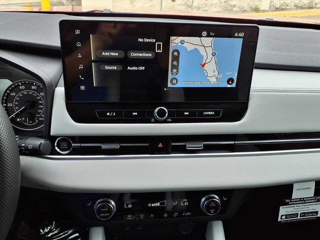 2025 Mitsubishi Outlander SE