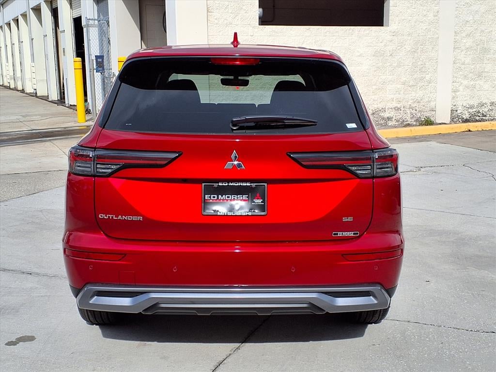 2025 Mitsubishi Outlander SE