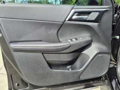 2026 Mitsubishi Outlander LE