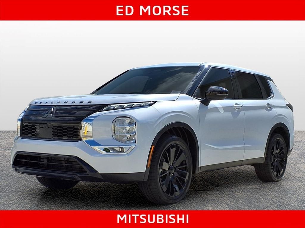 2026 Mitsubishi Outlander LE