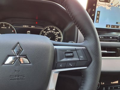 2026 Mitsubishi Outlander LE