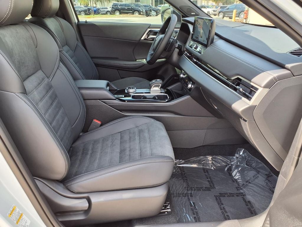 2026 Mitsubishi Outlander LE