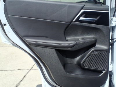2026 Mitsubishi Outlander LE