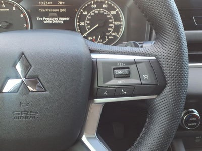 2026 Mitsubishi Outlander LE