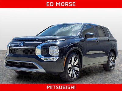2026 Mitsubishi Outlander SE