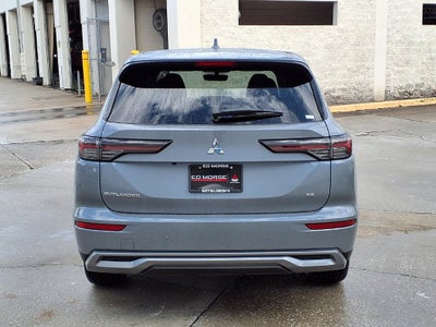2026 Mitsubishi Outlander SE