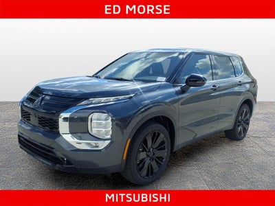 2026 Mitsubishi Outlander LE