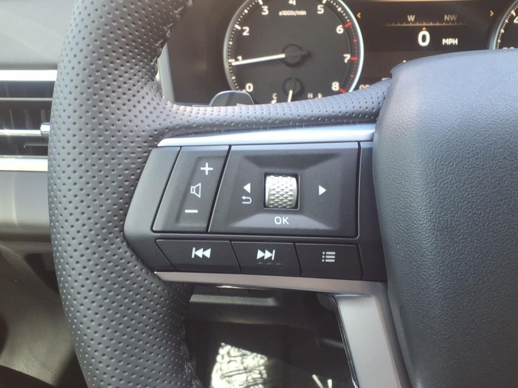 2026 Mitsubishi Outlander LE