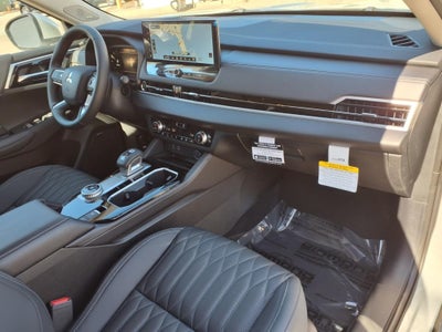 2025 Mitsubishi Outlander SEL