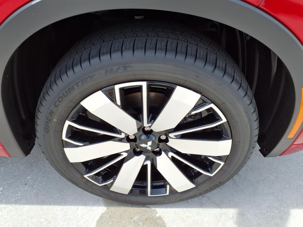 2025 Mitsubishi Outlander SEL