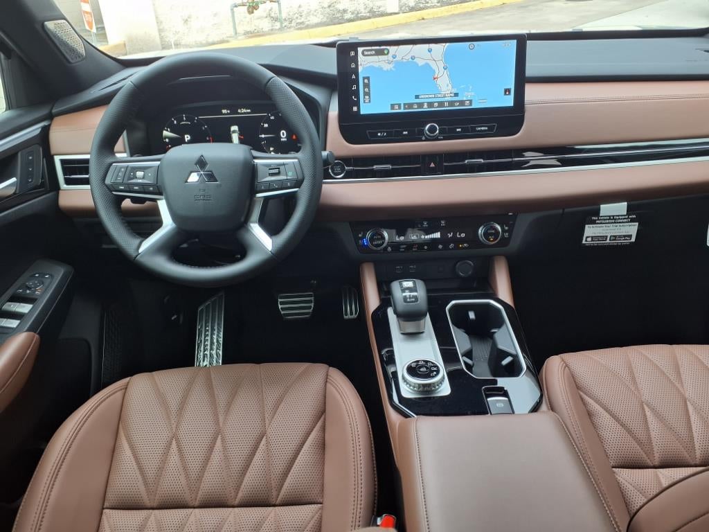 2025 Mitsubishi Outlander SEL