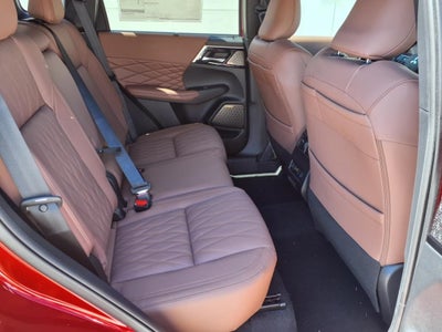 2025 Mitsubishi Outlander SEL