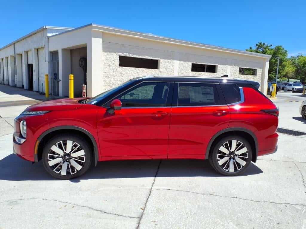 2025 Mitsubishi Outlander SEL
