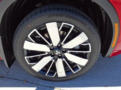 2025 Mitsubishi Outlander SEL