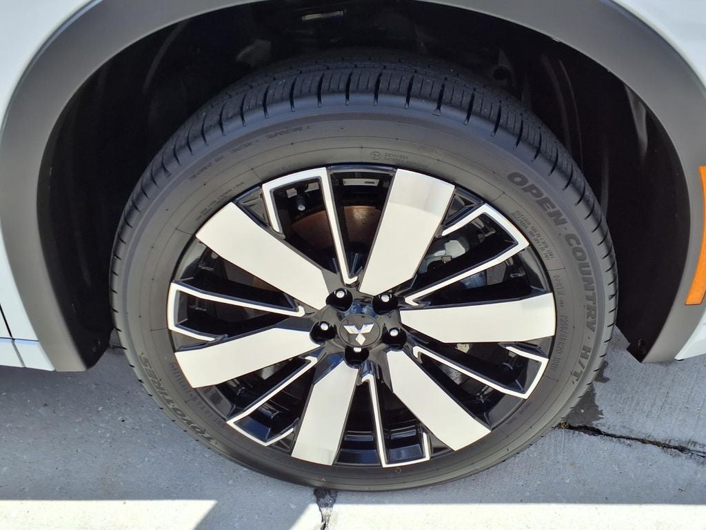 2026 Mitsubishi Outlander SEL