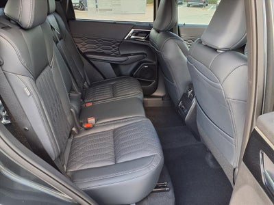 2026 Mitsubishi Outlander SEL