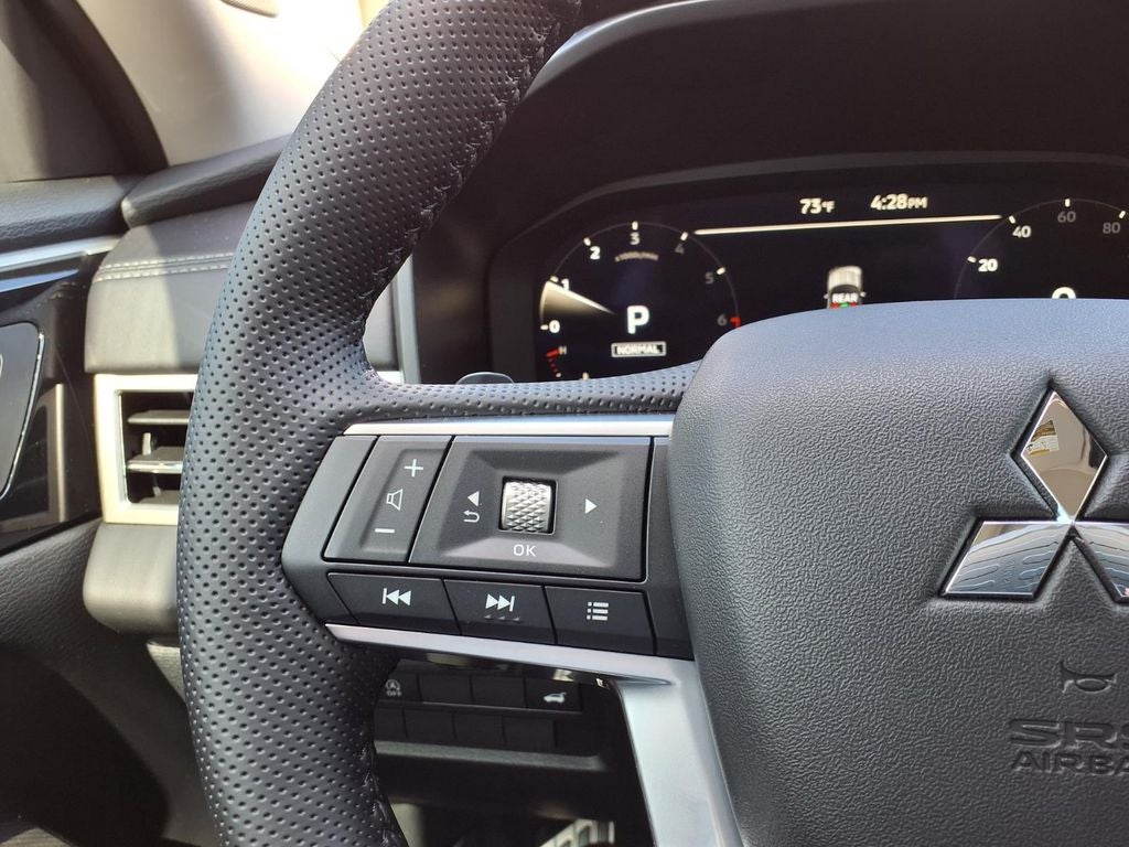 2026 Mitsubishi Outlander SEL